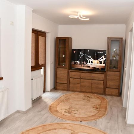 Toporasi Apartament Lejlighed Craiova Eksteriør billede