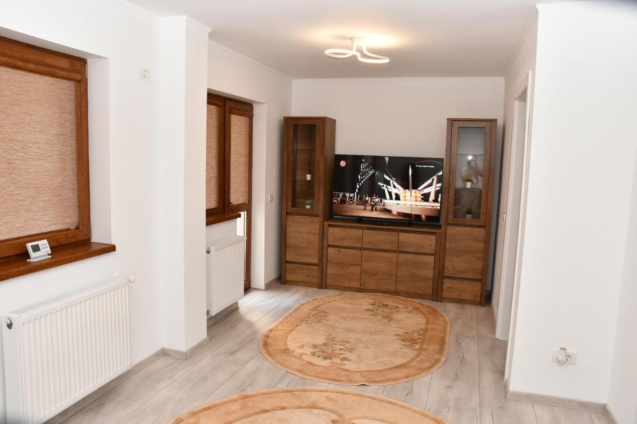 Toporasi Apartament Lejlighed Craiova Eksteriør billede