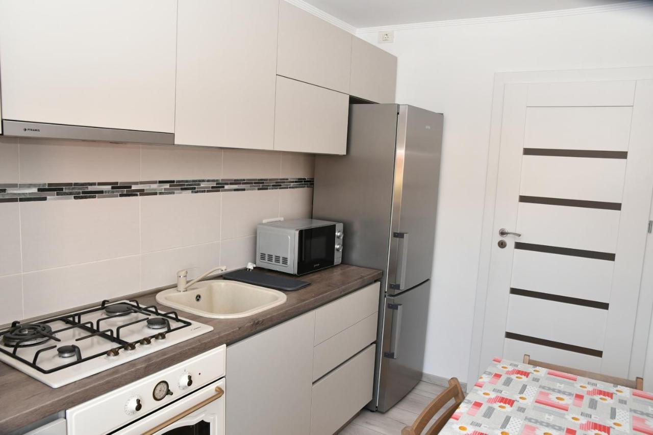 Toporasi Apartament Lejlighed Craiova Eksteriør billede