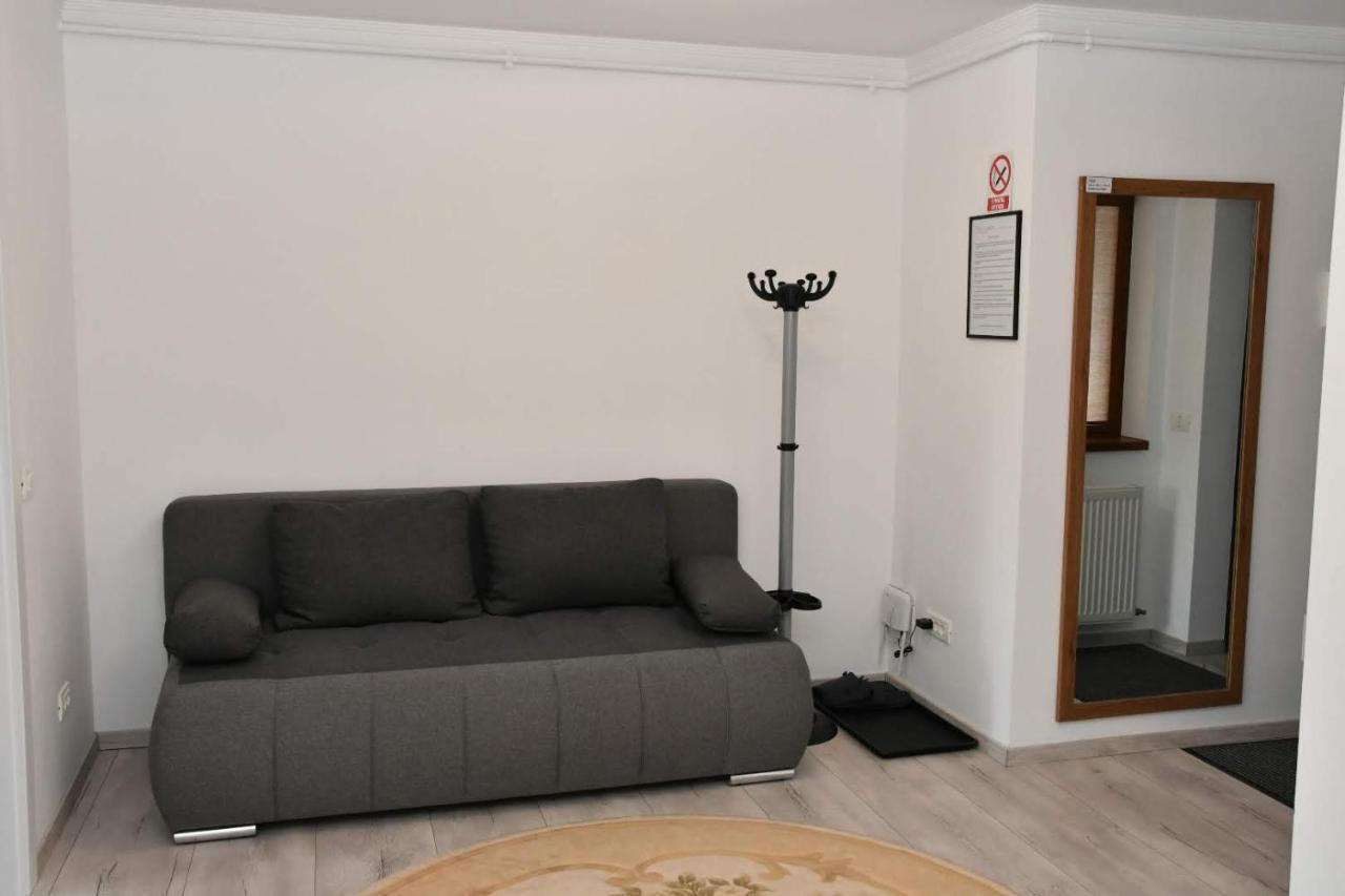 Toporasi Apartament Lejlighed Craiova Eksteriør billede